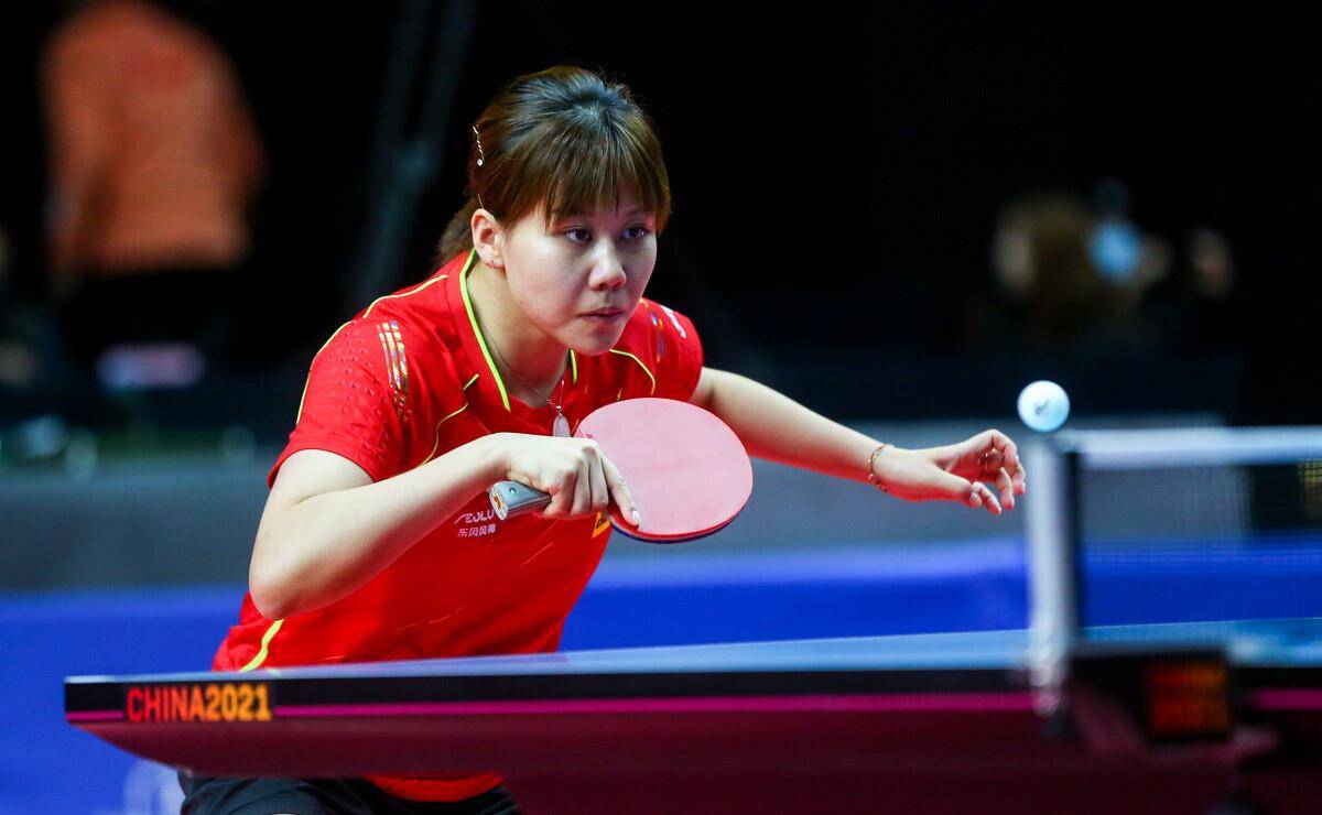 潜潜入内场 潜潜入内场